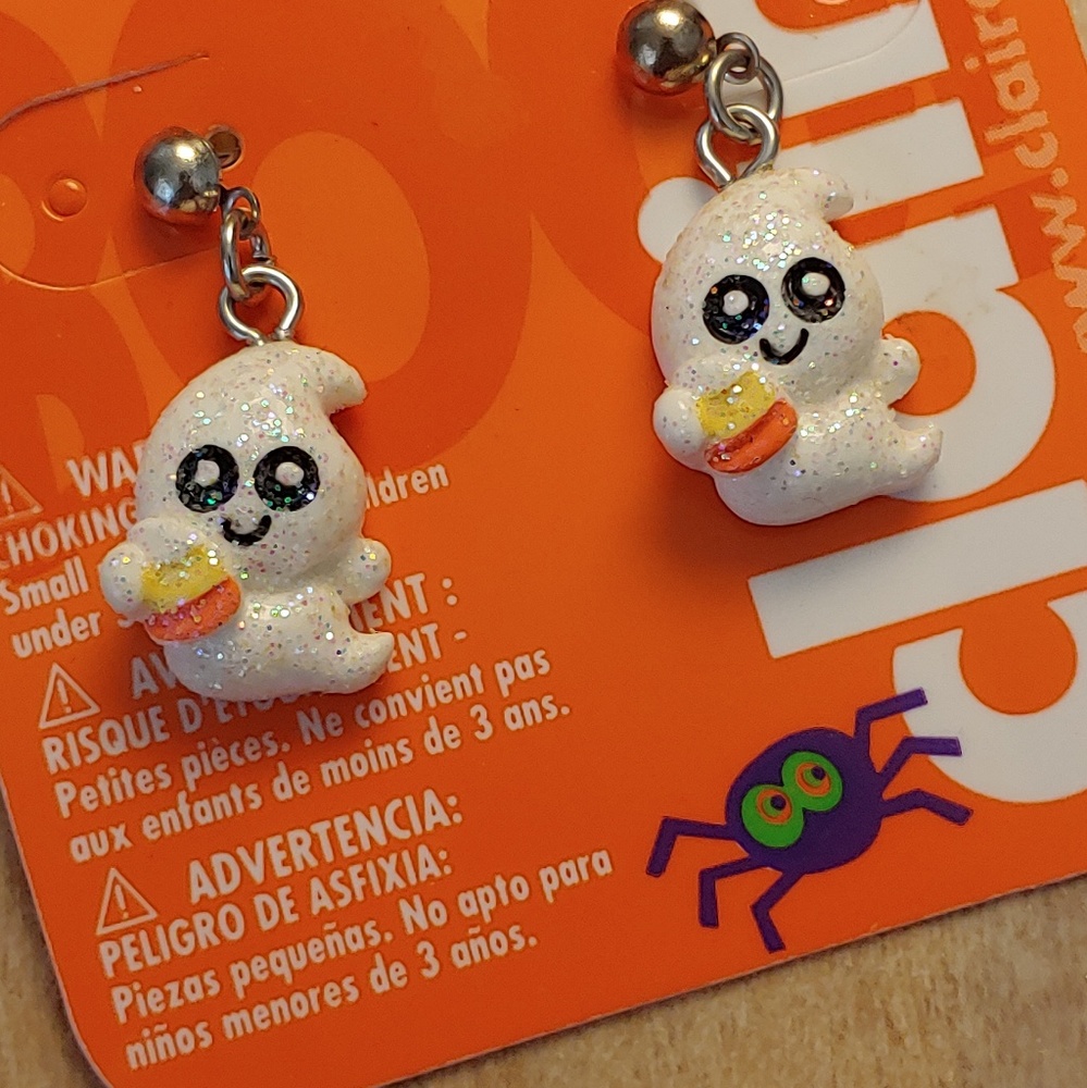 👻 Ghost Earrings Sensitive Solutions 🎃 Claire's